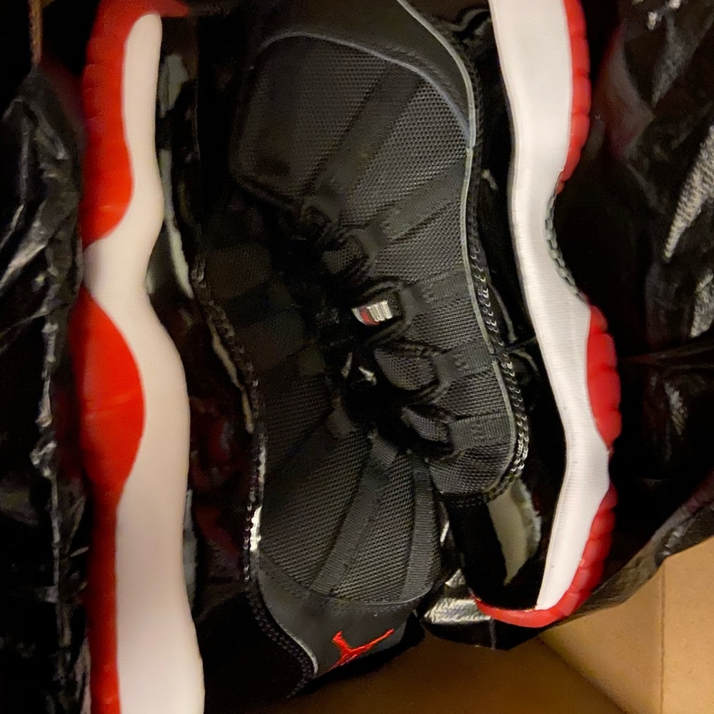 Jordan Bred 11